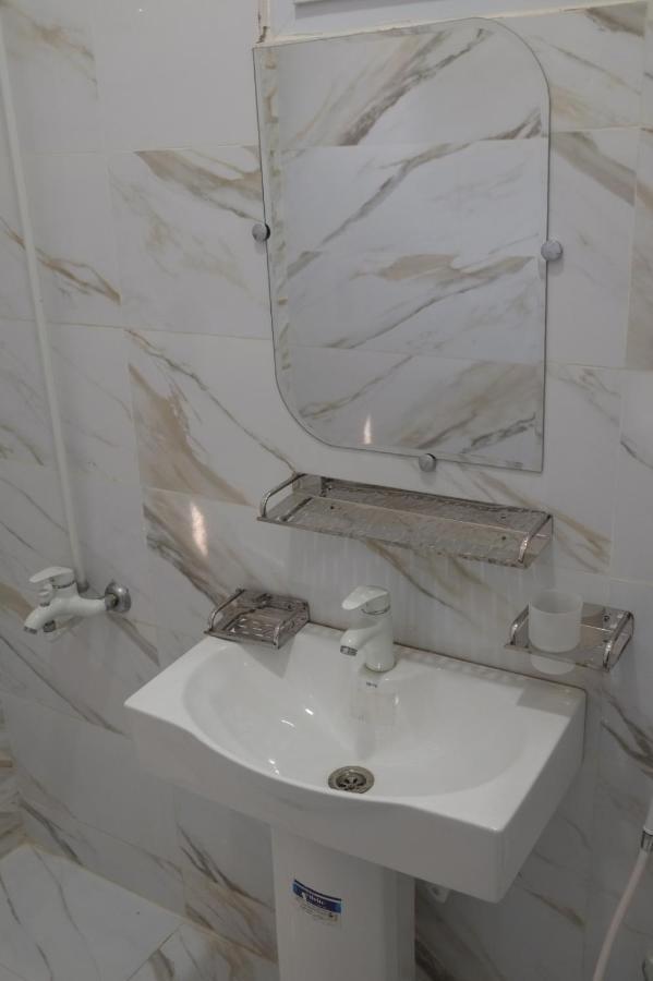 Al Rasheed Apartments Second Floor Apartment Karachi Exteriör bild
