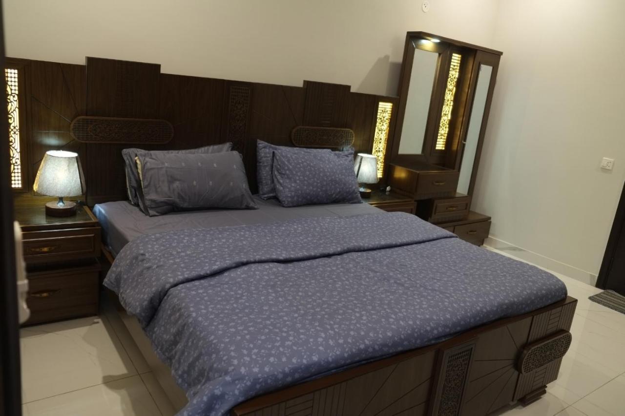 Al Rasheed Apartments Second Floor Apartment Karachi Exteriör bild
